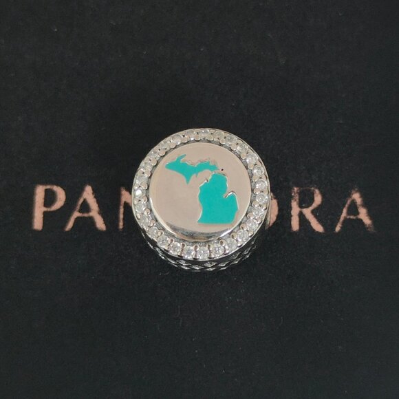 Pandora Michigan Map Lakes Exclusive Bead Charm S925 Silver with box - Picture 1 of 8